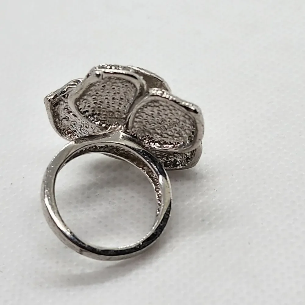 Vera & Co Brass Silver Tone & Clear Cubic Zirconia Flower Ring (5)